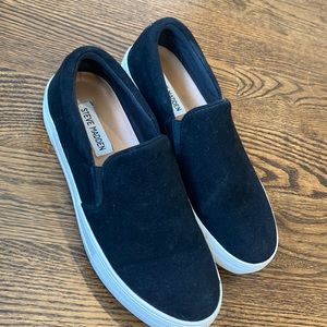 Black suede Steve Madden shoes